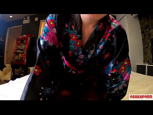 ❤️ Ko te kotiro cosplay rangatahi e pai ana ki te moe wahine ki te korikori me te pupuhi i roto i te wahine hoiho me te pupuhi. Kotiro Ahia he Topanga puhuruhuru me te tits ataahua i roto i nga kakahu Japanese tuku iho i roto i te ataata runaruna e whakaatu ana i te titoo me nga taonga taakaro Fuck. Sakura 3 OSAKAORN. ️❌ Porno i mi.porn-list.ru